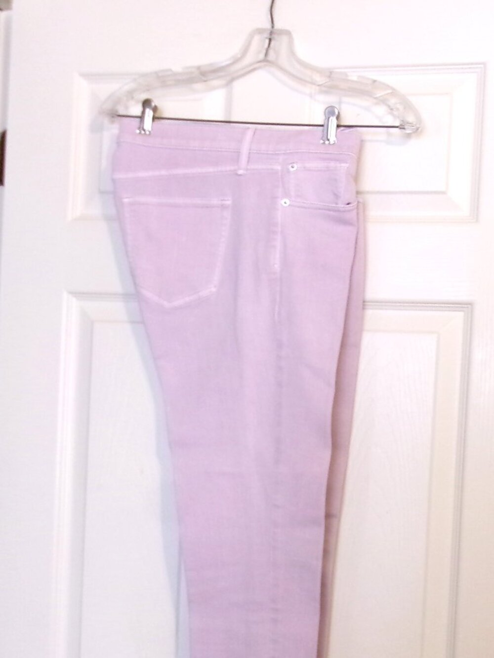Women's GAP DENIM True Skinny Jeans in a Lilac Color Size 28